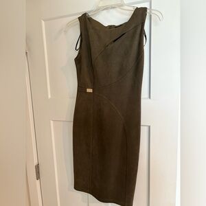 Elegant Olive Green Sleeveless Dress